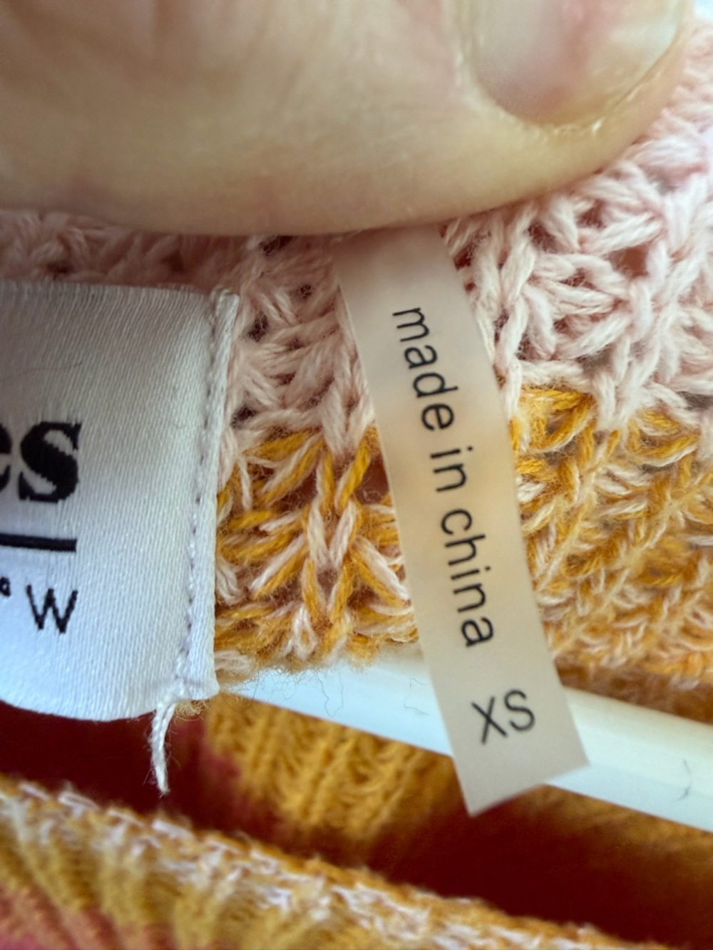 California layer Cropped Coquette Cottage  27 miles malibu kehlani Sweater - Picture 9 of 9